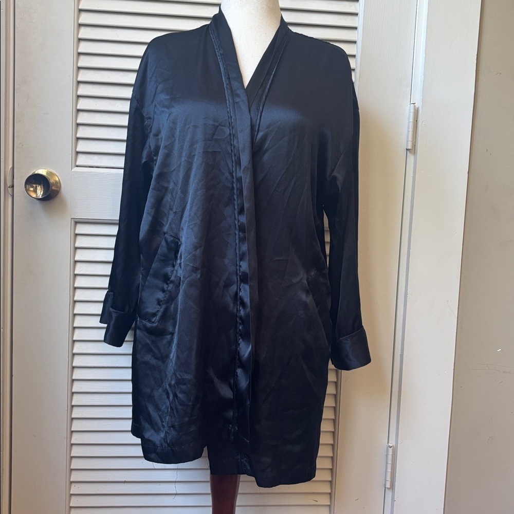 Black Victoria’s Secret robe